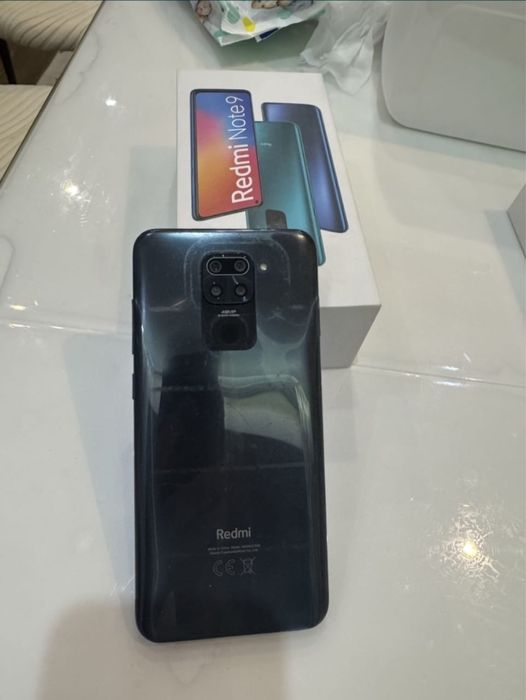Продается телефон Redmi Note 9