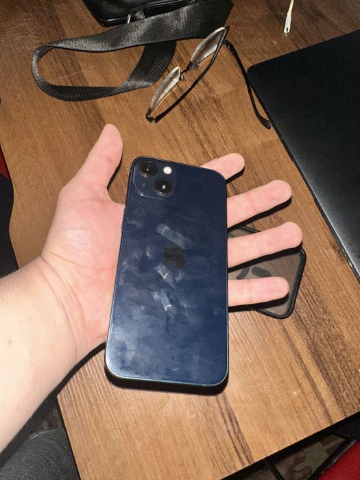 Iphone 13 синий с коробкой, первый владелец