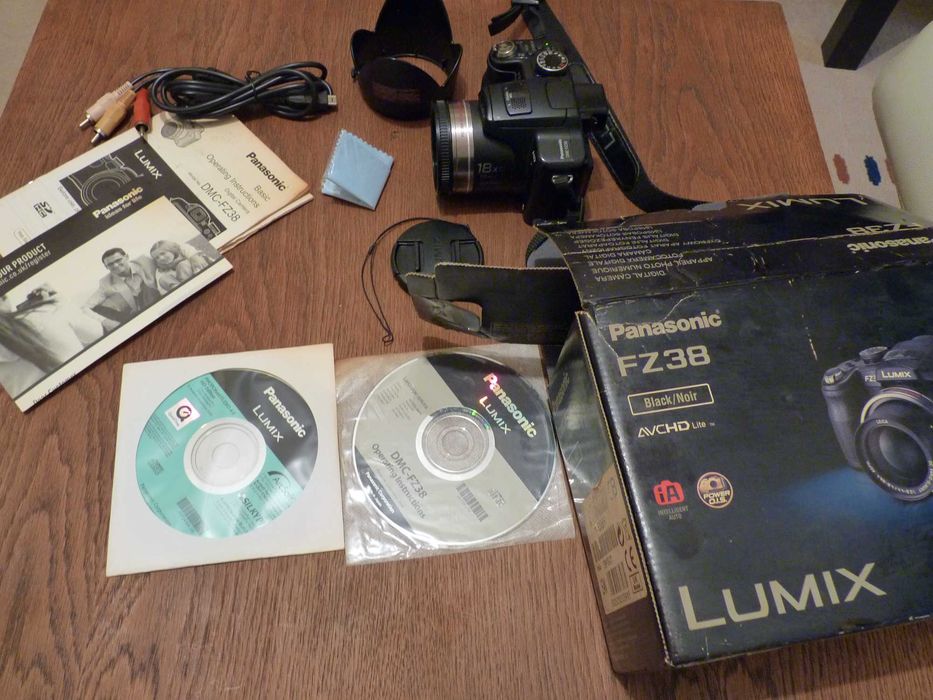 Leica DC VARIO-ELMARIT + Panasonic LUMIX FZ 38 CCD camera