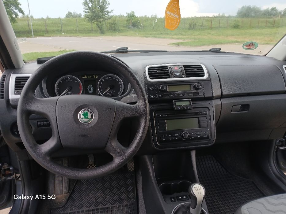 SKODA Fabia 2010 — imagine 4