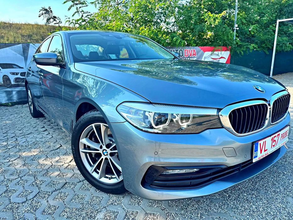 BMW Seria 5 BMW 530i Sport Line 252 CP  Automată  Head-Up Display  Cameră