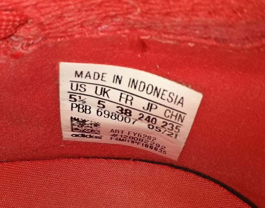 Ghete Adidasi Predator