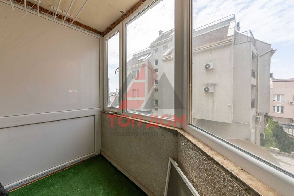 Продава се Тристаен апартамент в Варна, Бриз - 90 кв.м за 1490 €/кв.м - Снимка #12