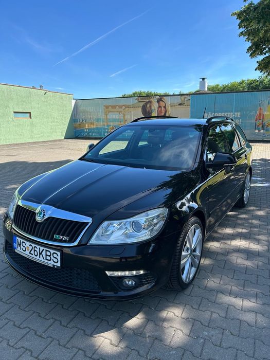 SKODA Octavia 2012