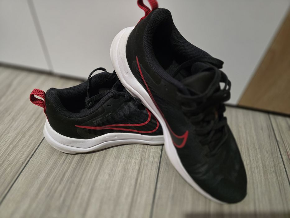 Nike Downshifter 12