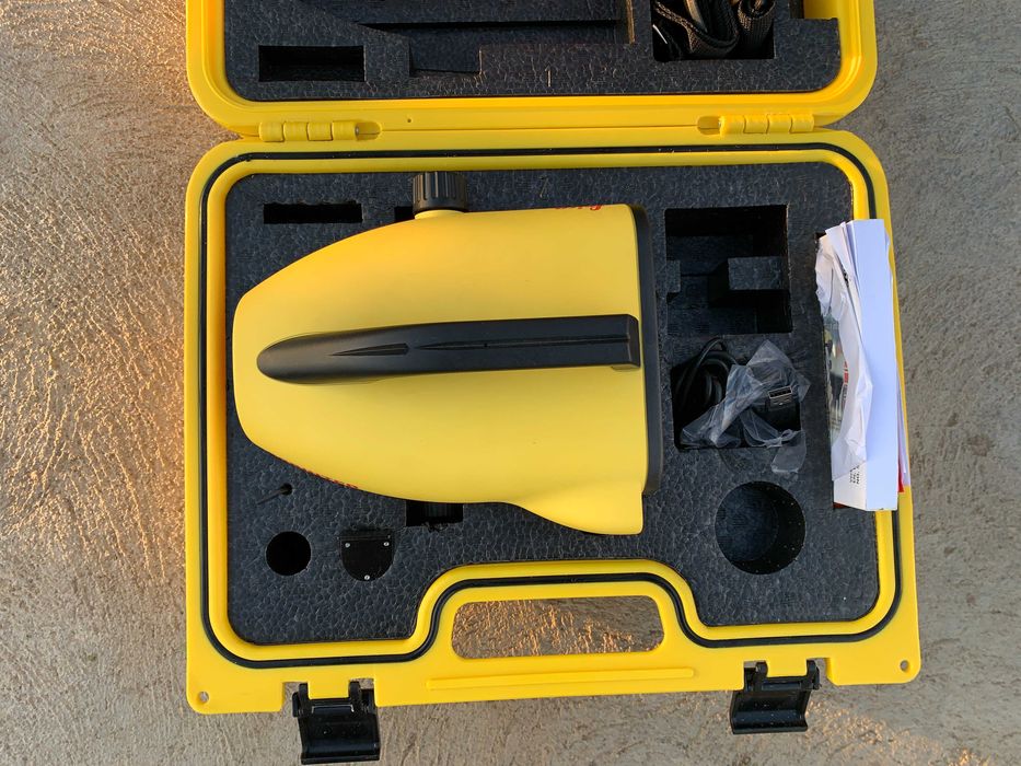 Nivela optica Digitala cu memorie Leica Sprinter 150M - NOU