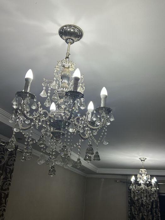 Продам две люстры срочно! Успейте купить! Шұғыл