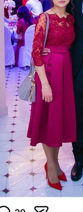 Продаются вечерние платья