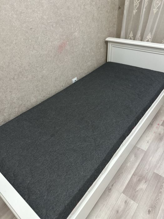 Продам кровать 90*200