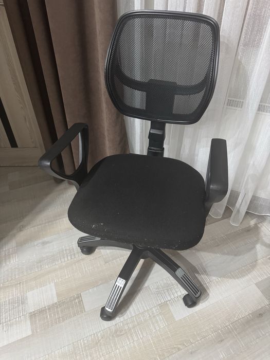 Продам кресло БУ