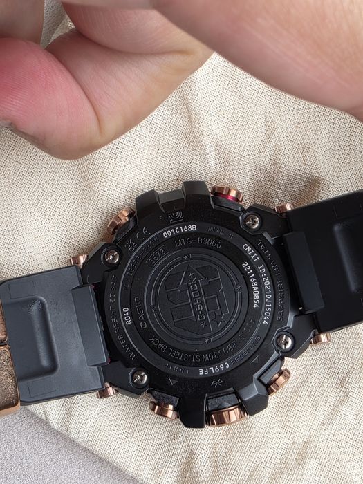 Casio G-Shock  MTG-B3000FR-1AER