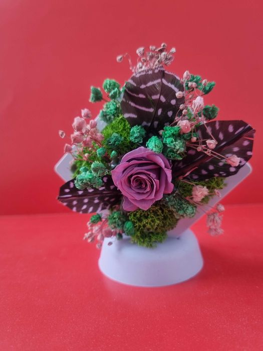 Martisoare cu licheni si flori criogenate