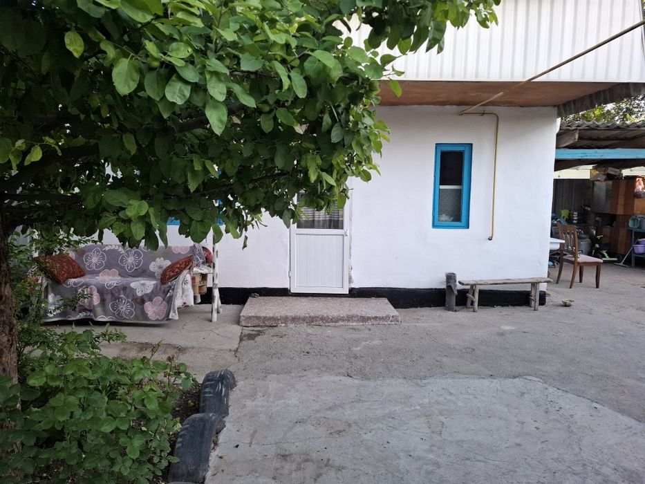 Продам дом в середине состаяние