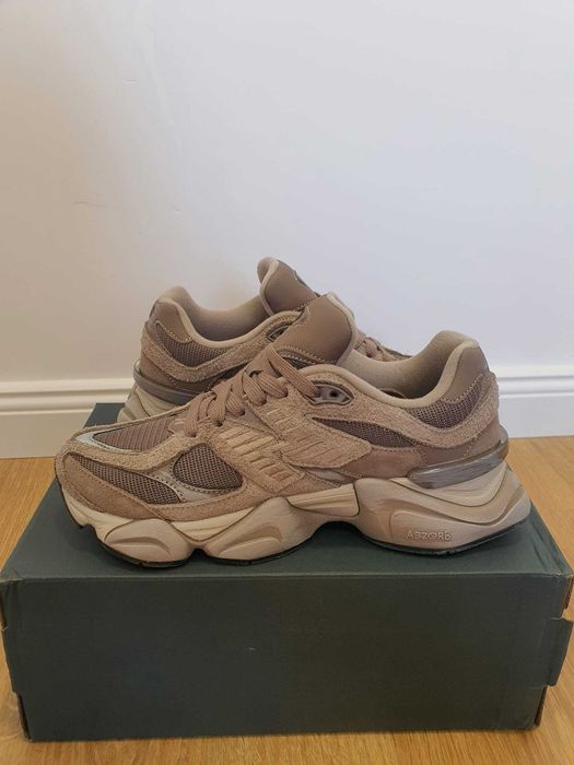 New Balance 9060 - marimea 38 - Noi
