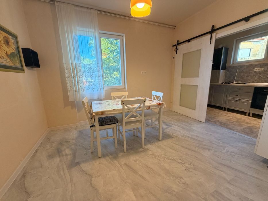 Apartament 2 camere,et.2, Centru, langa magazin Star