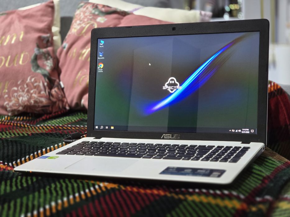 Laptop Asus X552