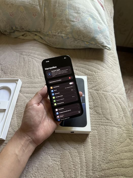 Продаю iPhone 16 Pro Max 256gb в отличном состояние
