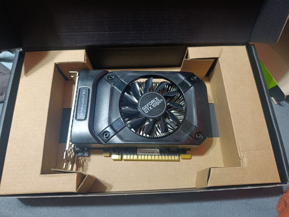 Видеокарта GTX 1050 TI 4GB