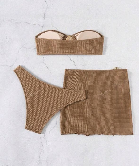 Нов! Бански от три части, бикини, без презрамки със златни детайли