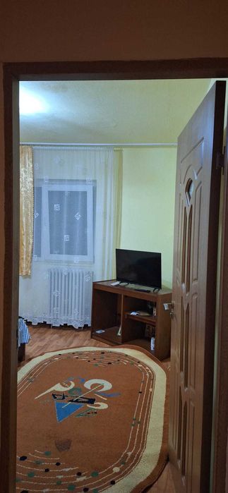 De vânzare Apartament decomandat cu trei camere