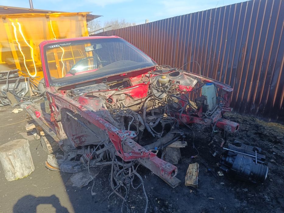 Ауди 100 2.6 в полном разборе