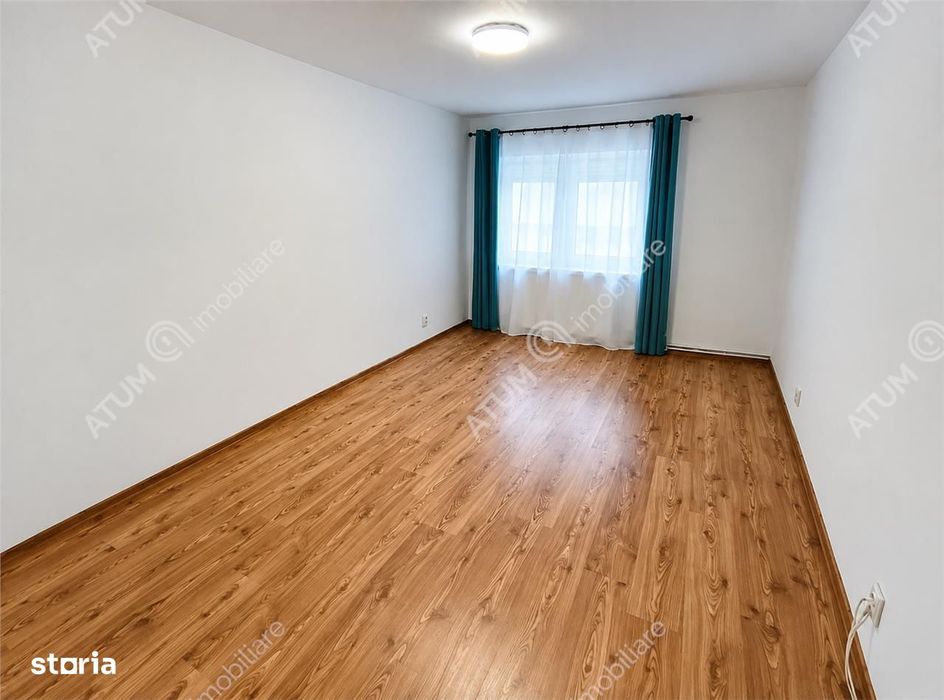 Apartament renovat cu 3 camere 2 bai si pivnita in Sibiu
