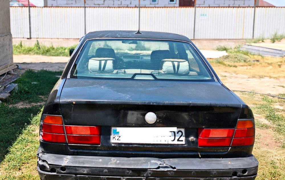 BMW 520 E34 1990г