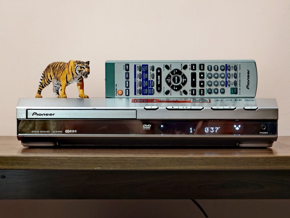 Pioneer XV-DV505. DVD/CD/MP3/tuner RDS.  Receiver rar.  Pret fix !