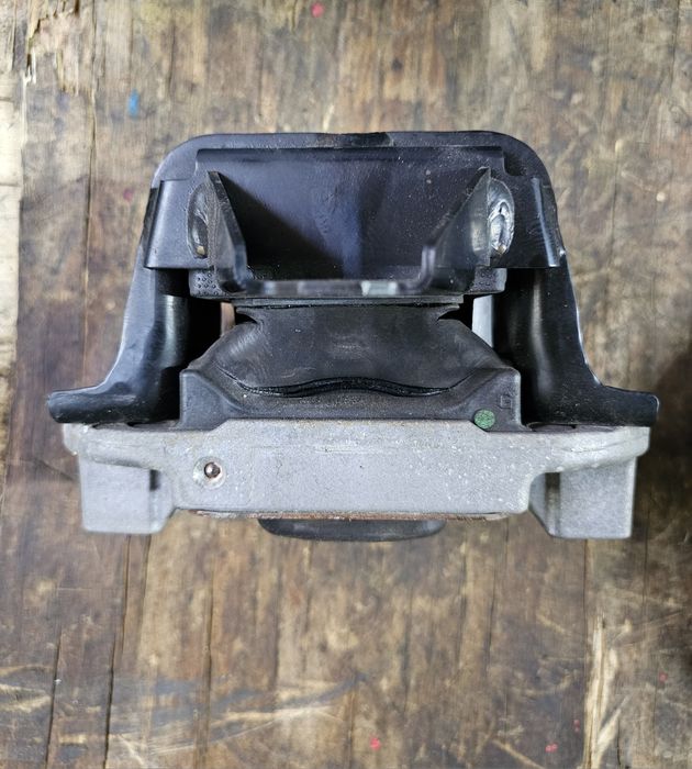 Митсубиси Аутлендер