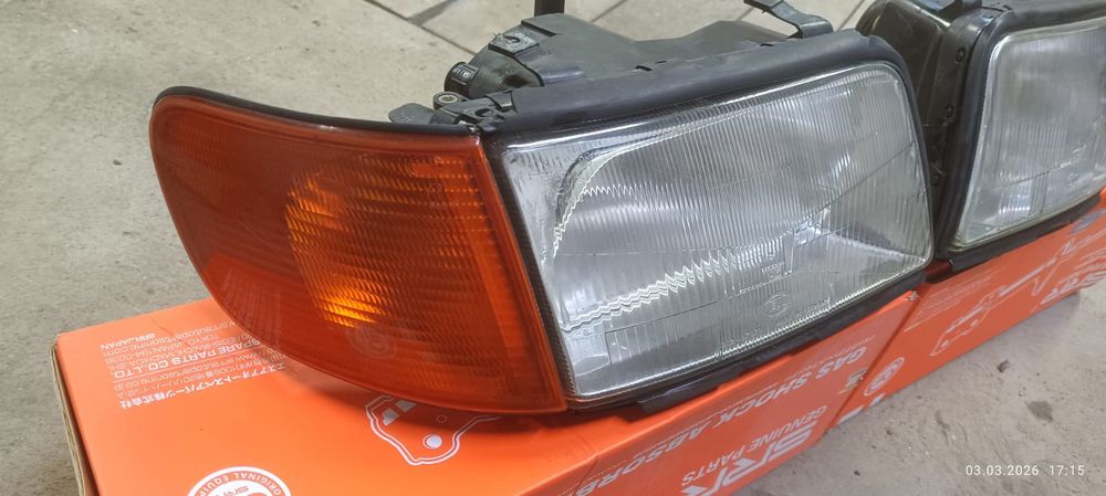Продам фары Ауди 100 с4