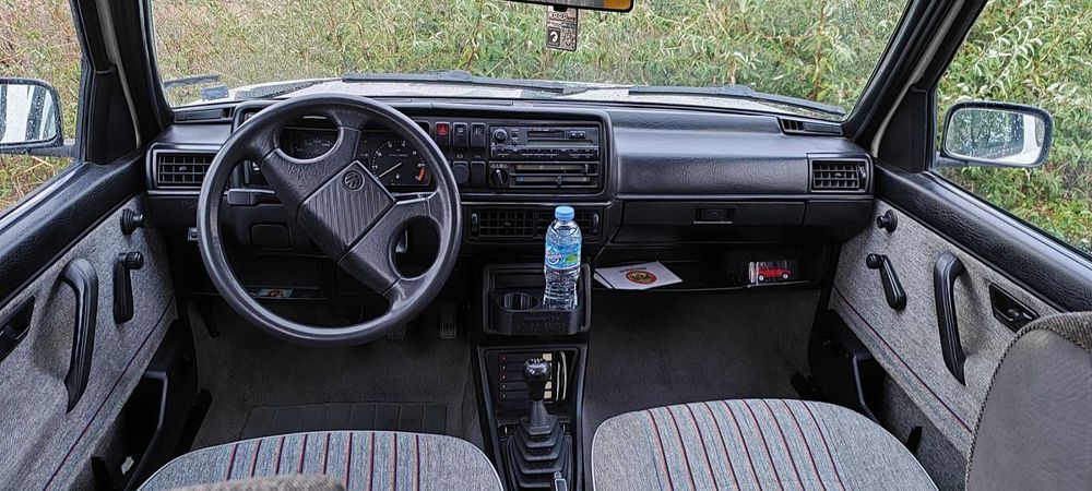 VW Golf MK2 - Memphis