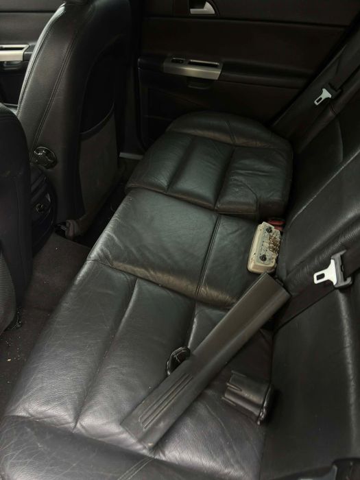 Vand sau dezmembrez volvo