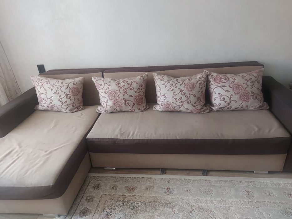 Диван угловой Б/У