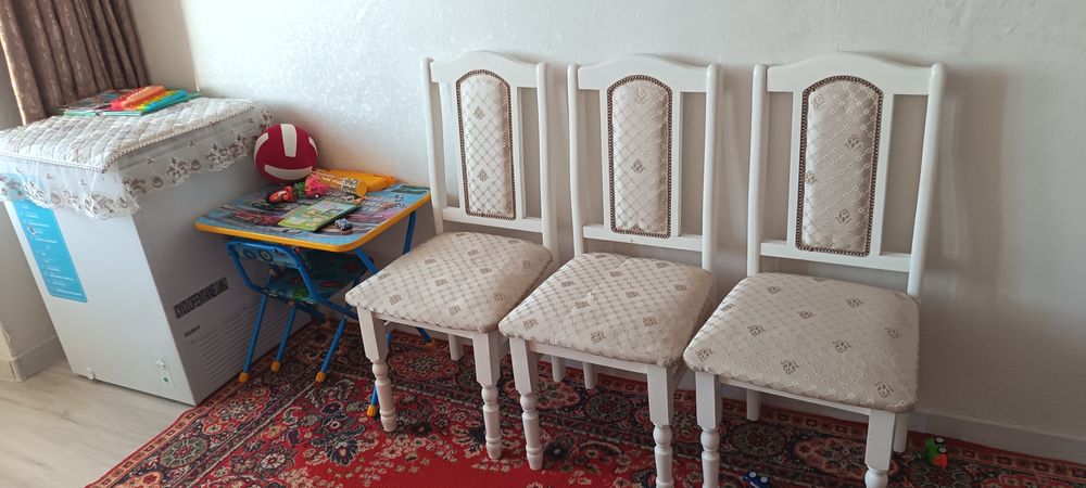 Продам стулья СРОЧНО