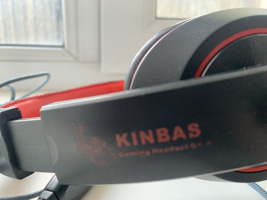 Продам наушники у рабочем состояний