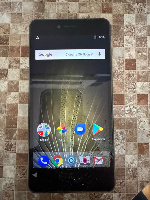 Сотовый телефон BQ android рабочий