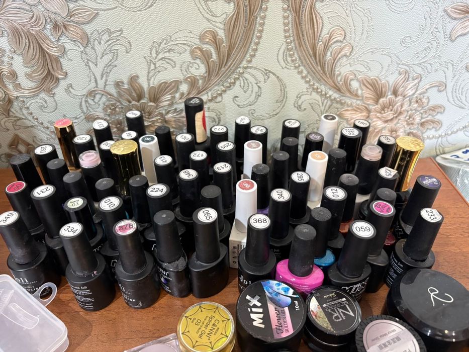 Продам набор для маникюра