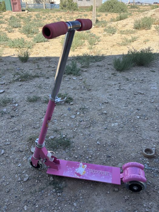 Классный детский железный самокат