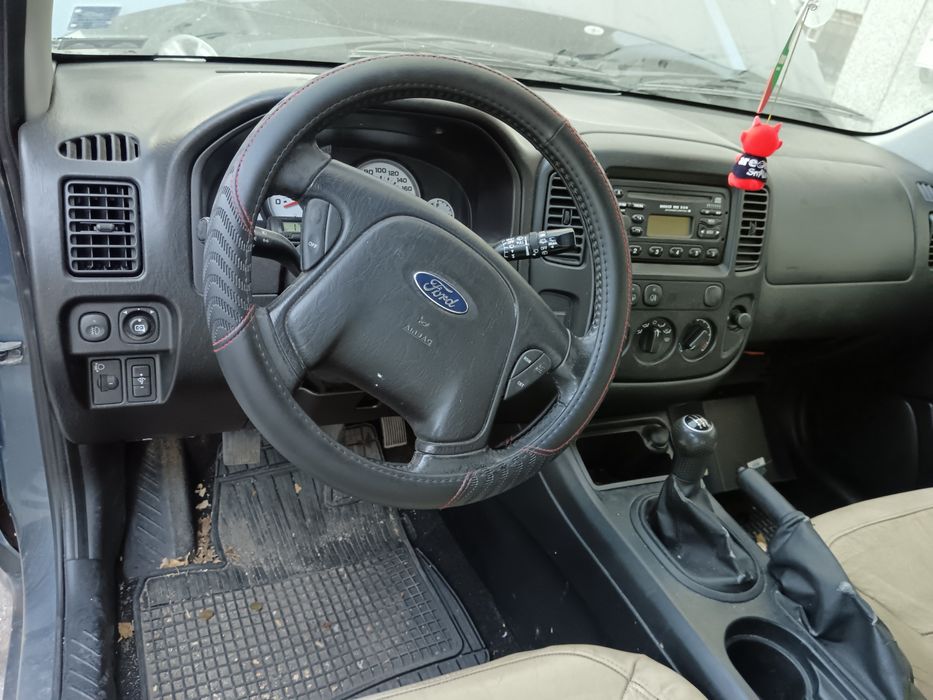 Части за Форд Маверик 2.3