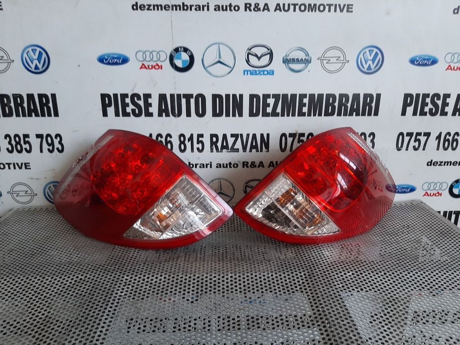 Stopuri Lampa Stop Tripla Stanga Dreapta Toyota RAV 4 An 2006-2010 LED Dezmembrez Toyota RAV 4