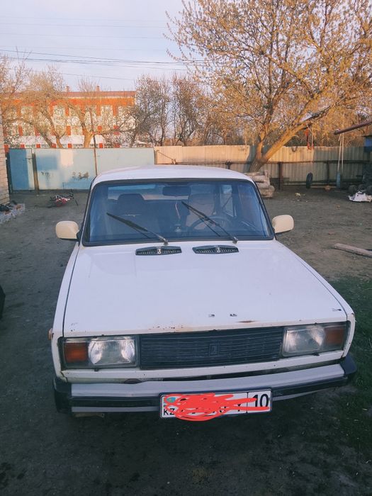 Продам машину 450000 т в нормальном состоянии