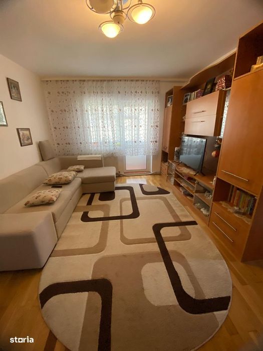 Apartament primitor, mobilat si utilat,zona Restaurant Miorita