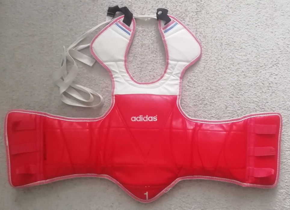 Протектор (нагрудник) для Тхэквондо Adidas 1