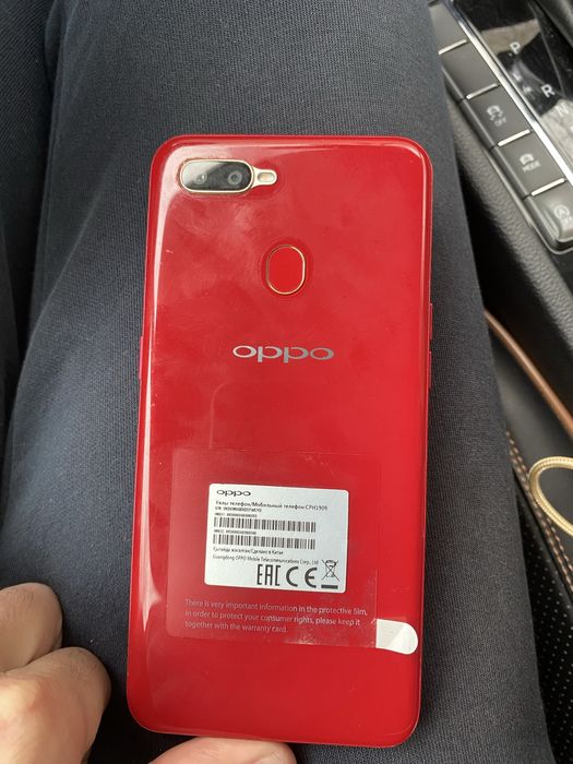 Продам oppo a5.