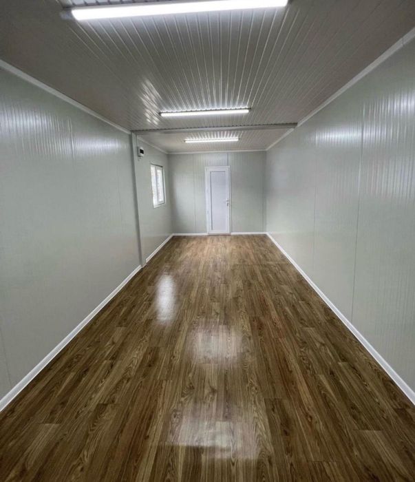 Vand container la comanda