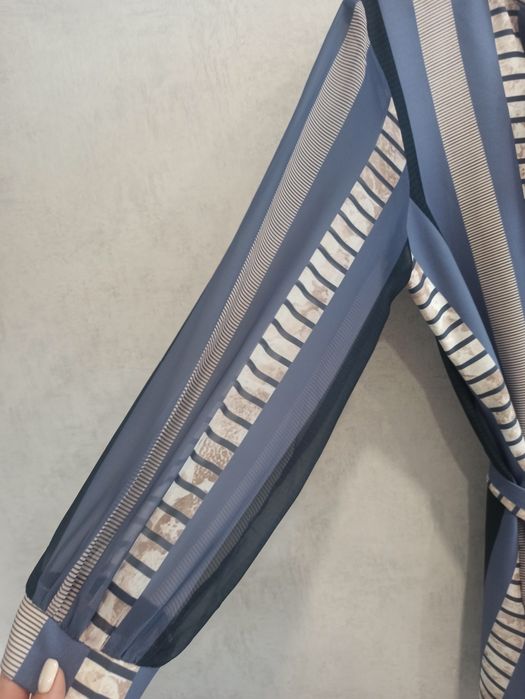 Продам платье новое