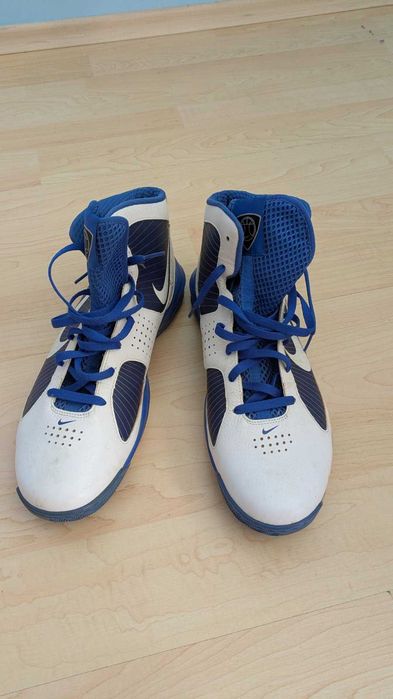 Маратонки Nike номер 50