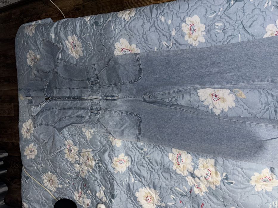 Лонгслив, джинсы, кофта