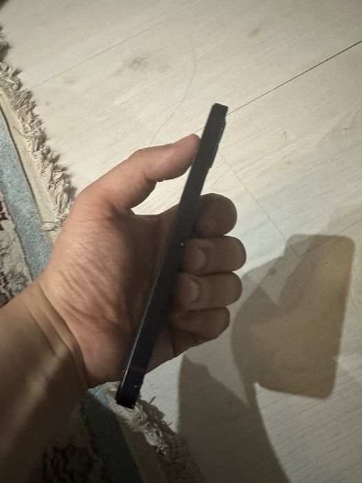 IPhone 12.