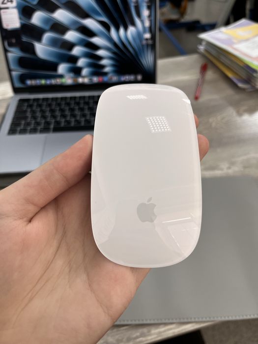Продам новый magic mouse за 50 тыс.